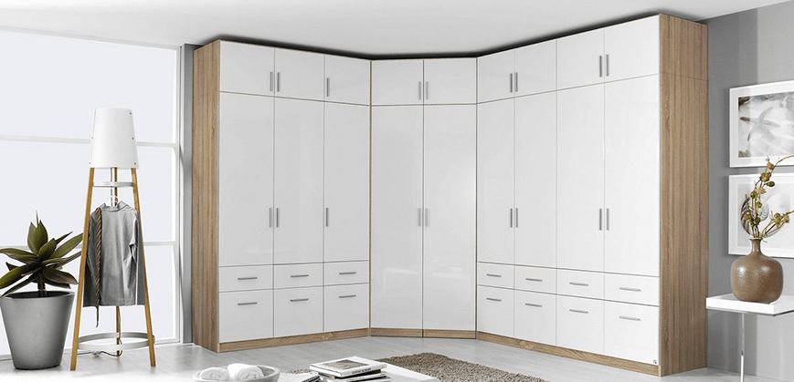 Armoire d'angle blanche et en structure en bois