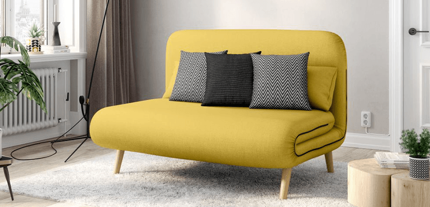 Banquette BZ 2 places verte scandinave avec coussins noirs et gris à motifs